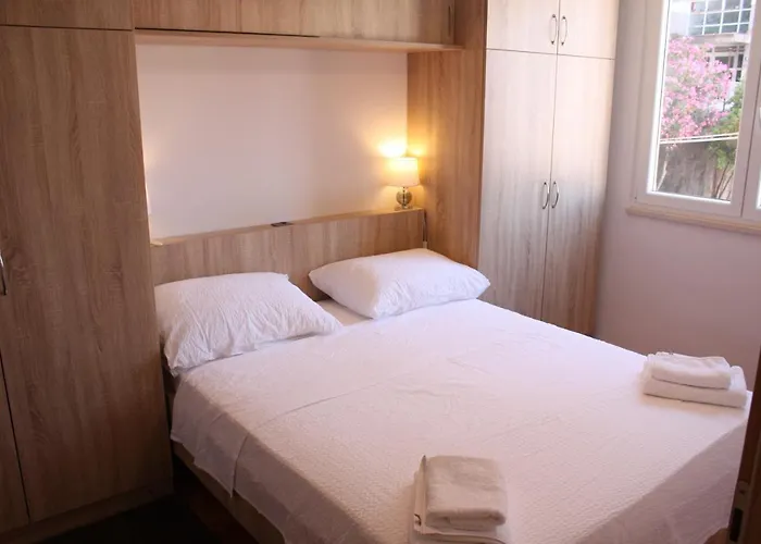 Apartment Amongus