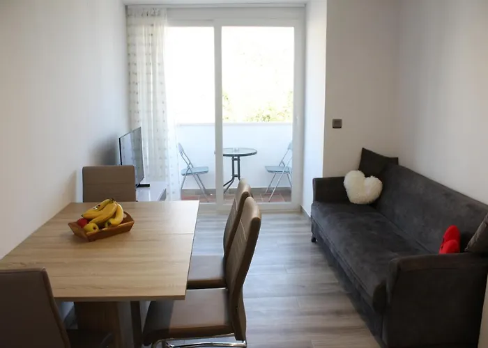 Apartment Amongus
